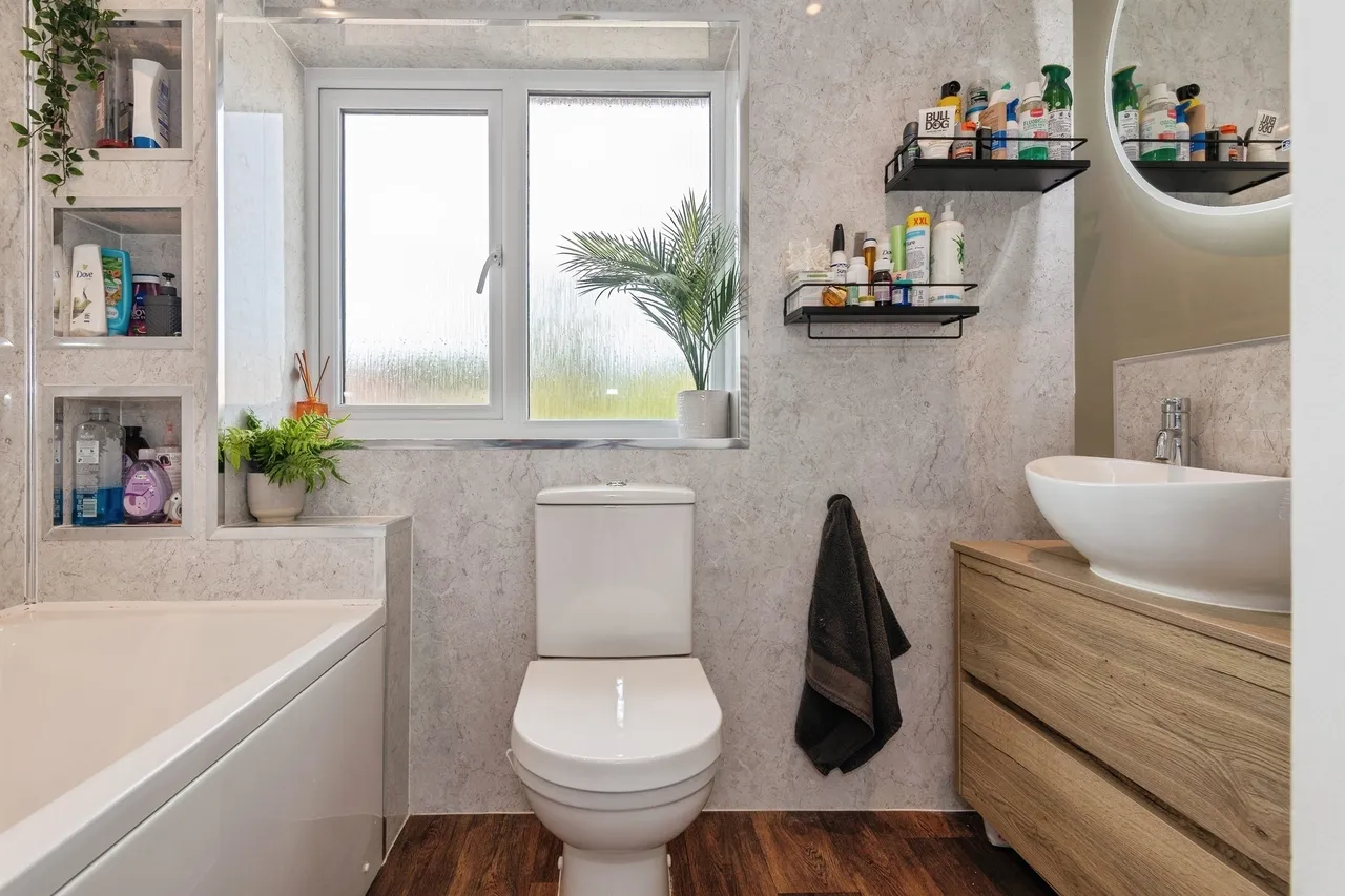 King Cuthred Drive, Chard, TA20, photo 7