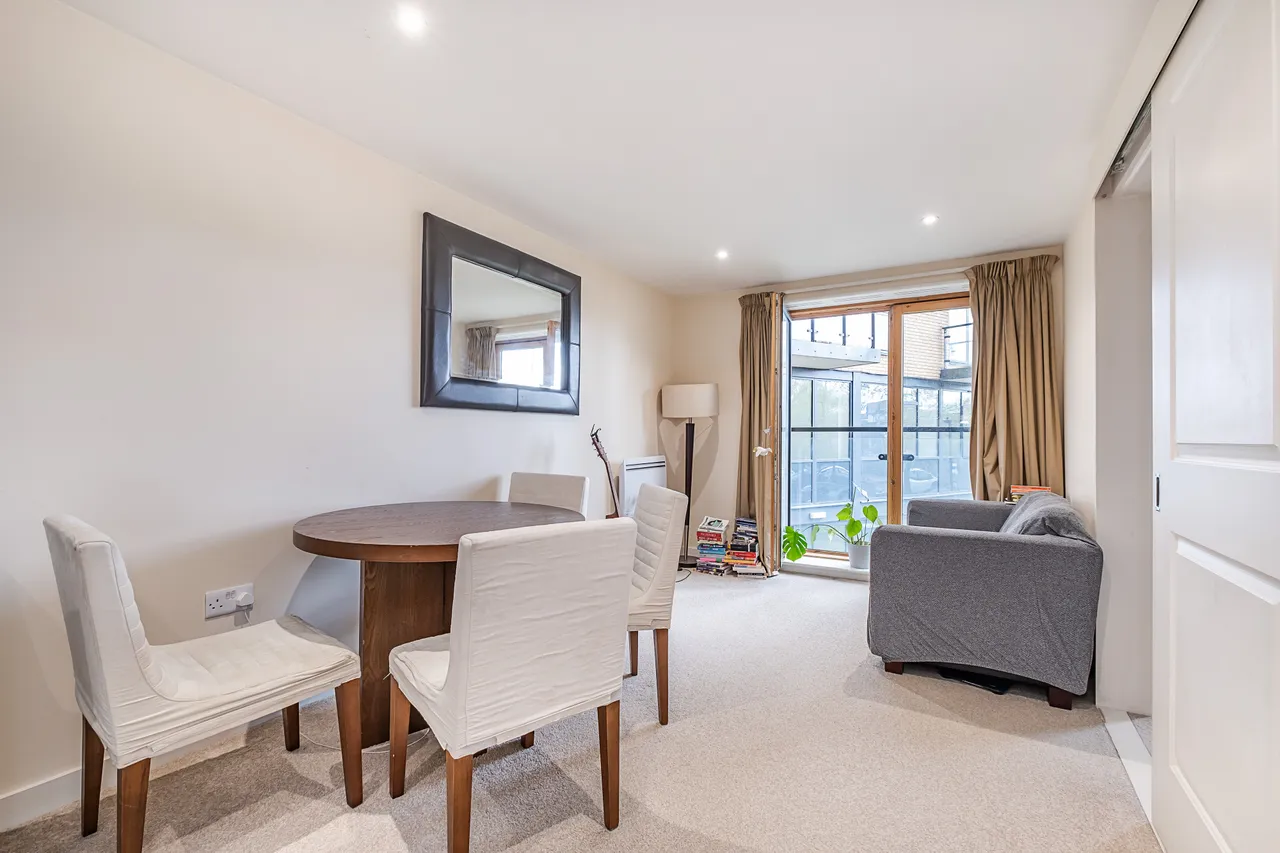 1 bed flat for sale — 21 Durnsford Road, London, SW19