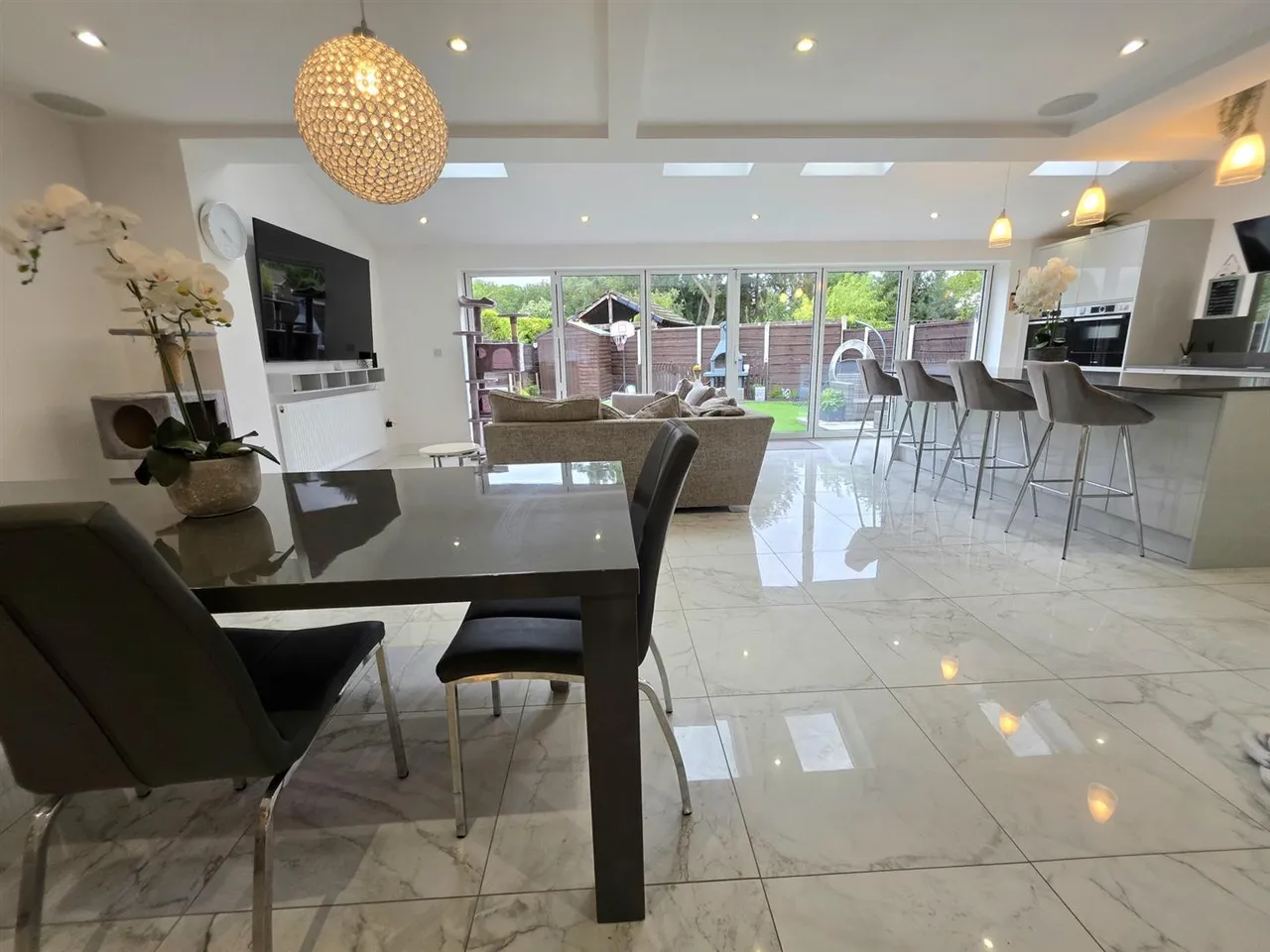 Carnoustie Drive, Heald Green, photo 3