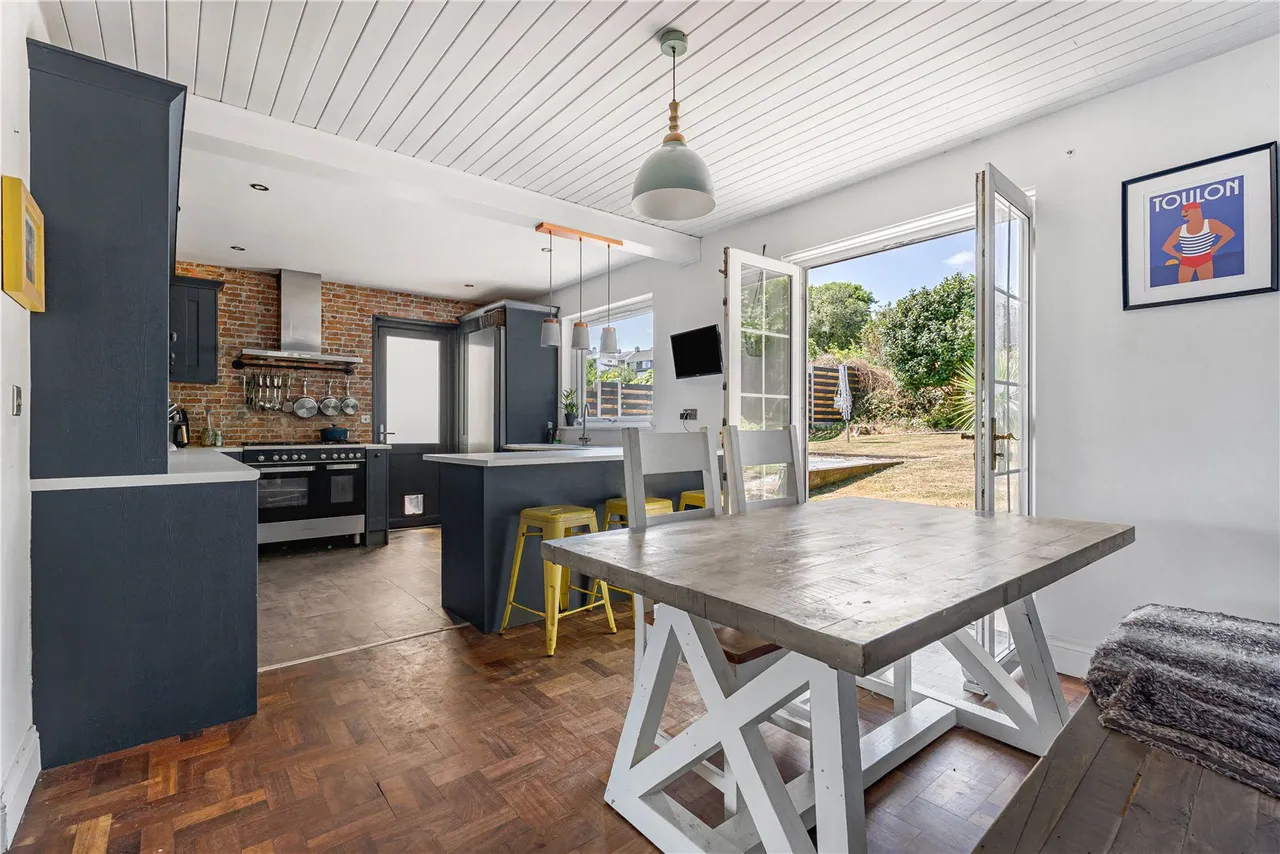 Treworder Road, Truro, Cornwall, TR1 2JZ, photo 4