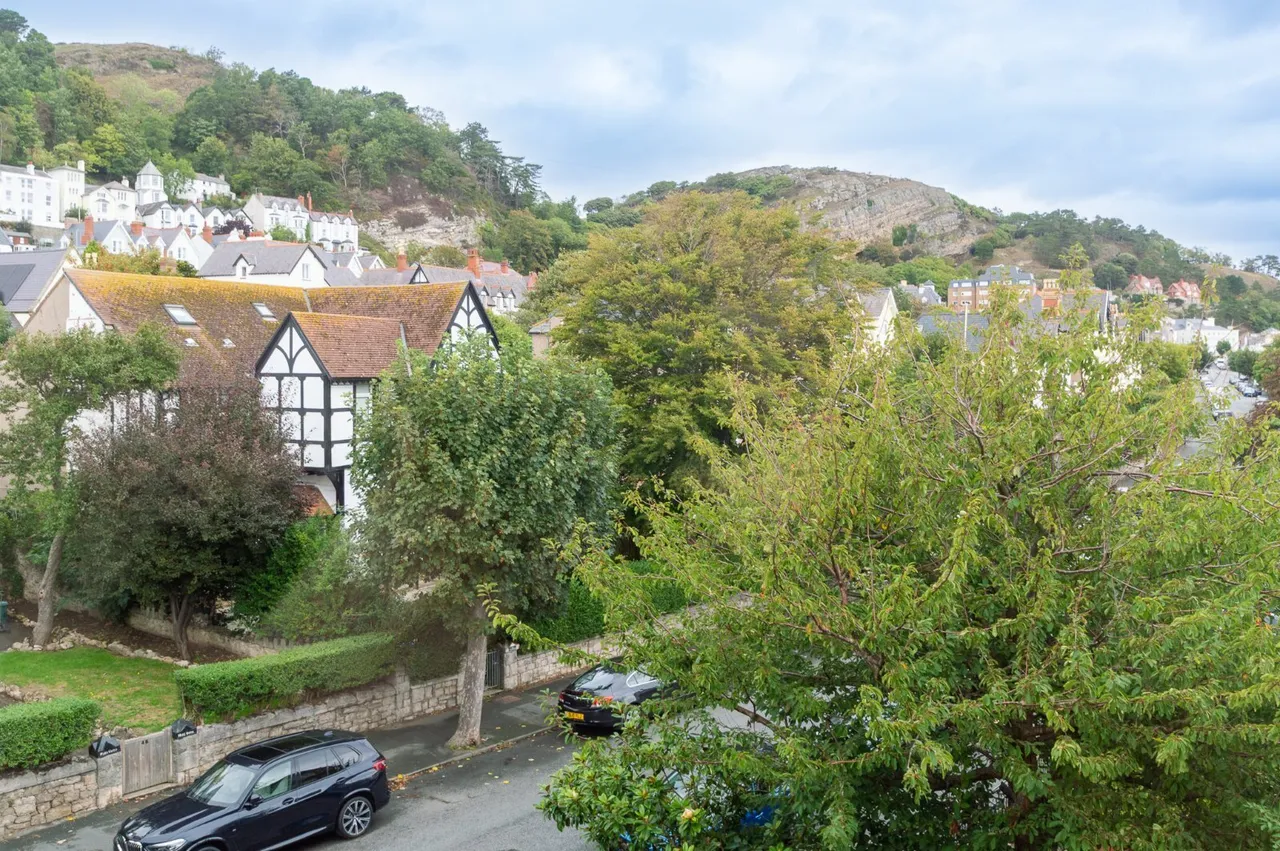Abbey Road, Llandudno, LL30, photo 10