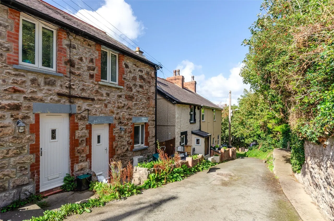 3 bed house for sale, Tan Y Wal, Old Colwyn