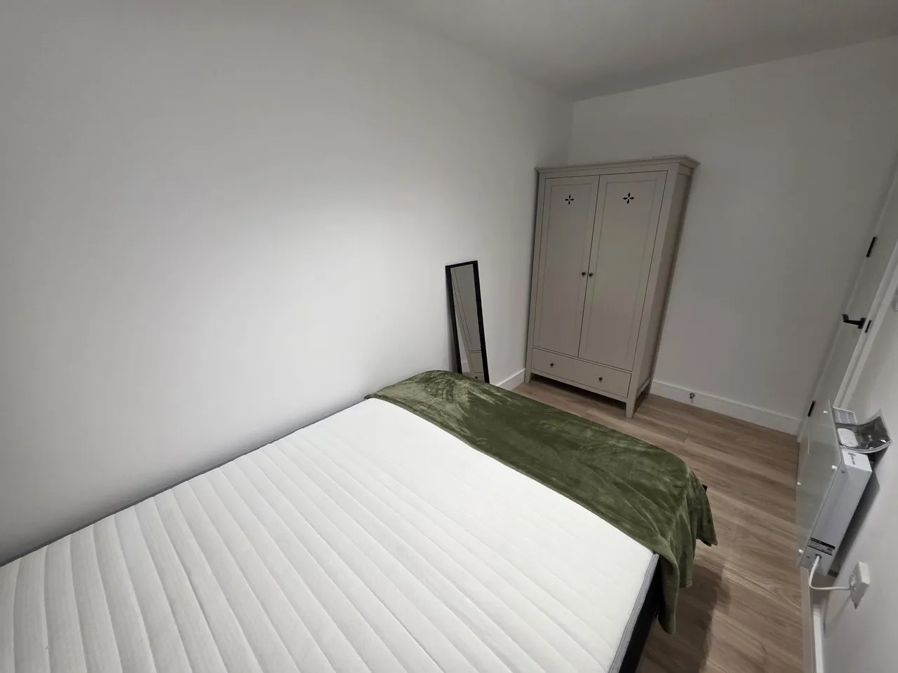 Crwys Road, Cardiff, CF24, photo 2