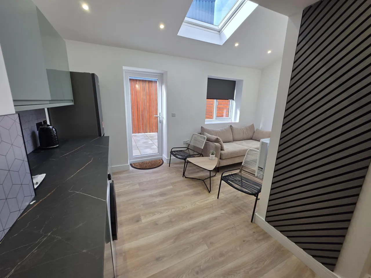 Crwys Road, Cardiff, CF24, photo 7