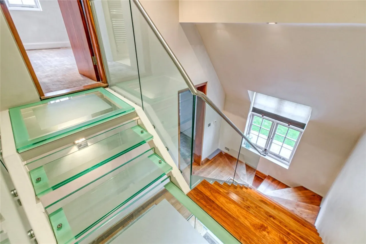The Bishops Avenue, Hampstead Garden Suburb, N2, photo 28