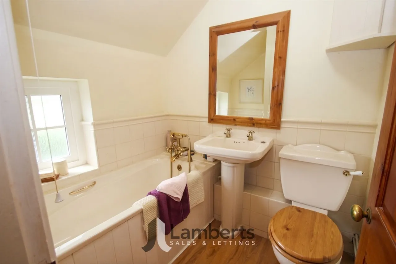 7 Mill Lane, Redditch, photo 10