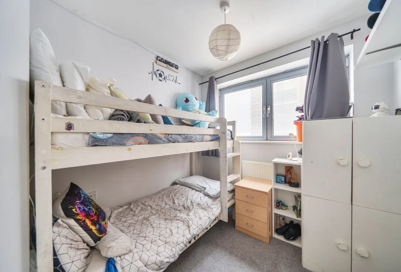 Streatham High Road, London, SW16 3NQ, photo 13