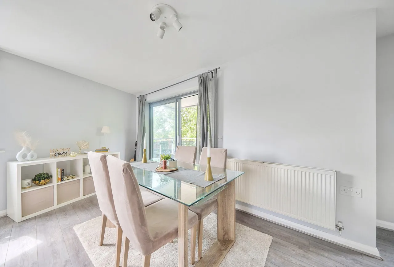 Streatham High Road, London, SW16 3NQ, photo 4