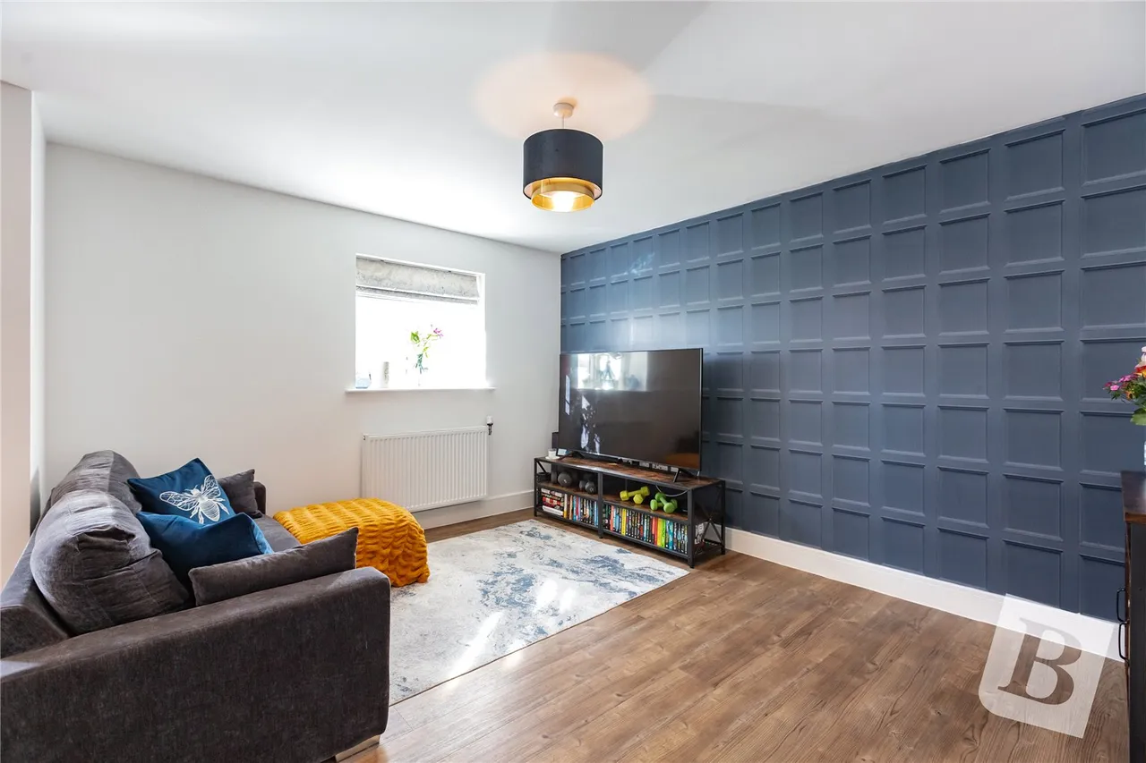 Baines Place, Runwell, Wickford, SS11, photo 4