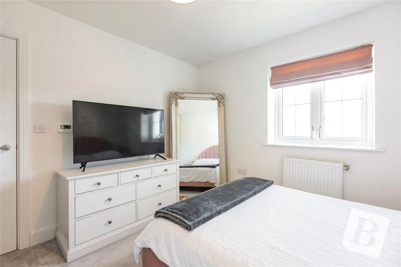 Baines Place, Runwell, Wickford, SS11, photo 9