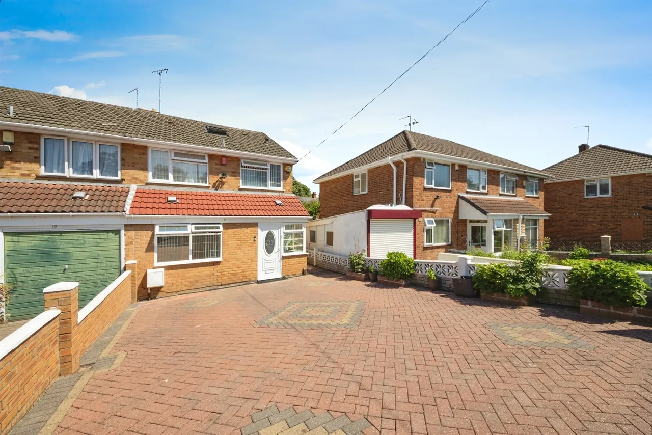 Lyons Grove, Birmingham, B11, photo 13