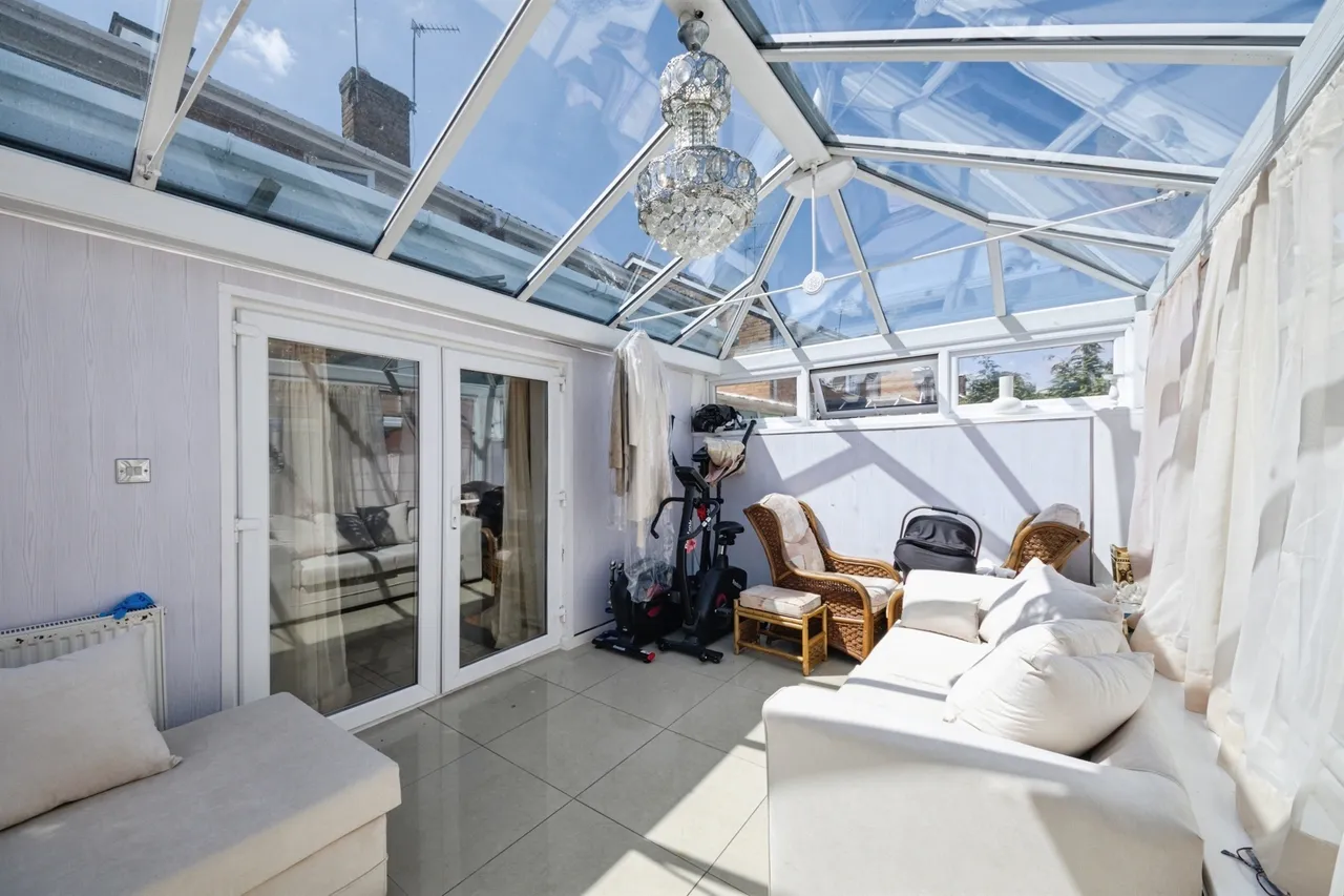 Lyons Grove, Birmingham, B11, photo 16