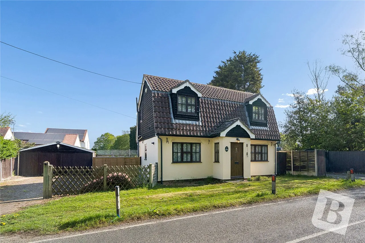 Coxtie Green Road, Pilgrims Hatch, CM14, photo 13
