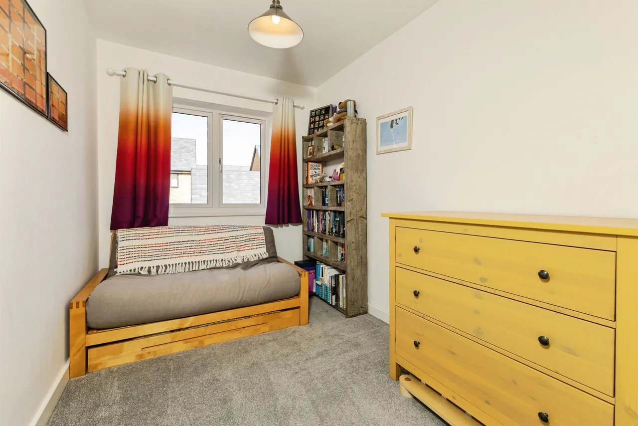 Princess Marina Drive, Arborfield Green, RG2, photo 14