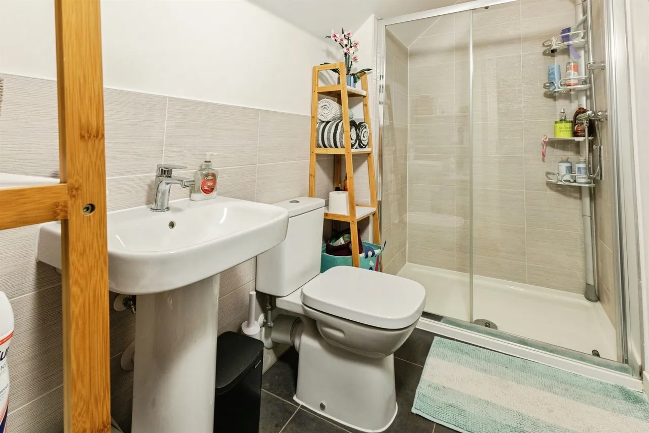 Princess Marina Drive, Arborfield Green, RG2, photo 20