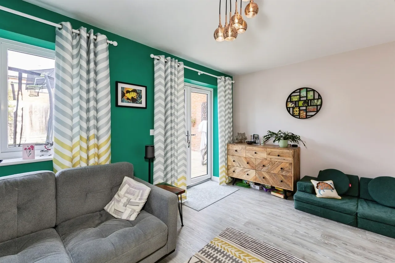 Princess Marina Drive, Arborfield Green, RG2, photo 8