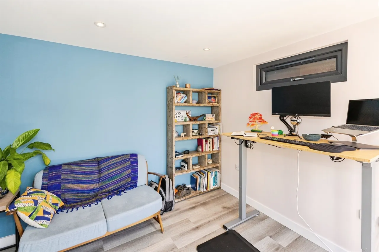 Princess Marina Drive, Arborfield Green, RG2, photo 9