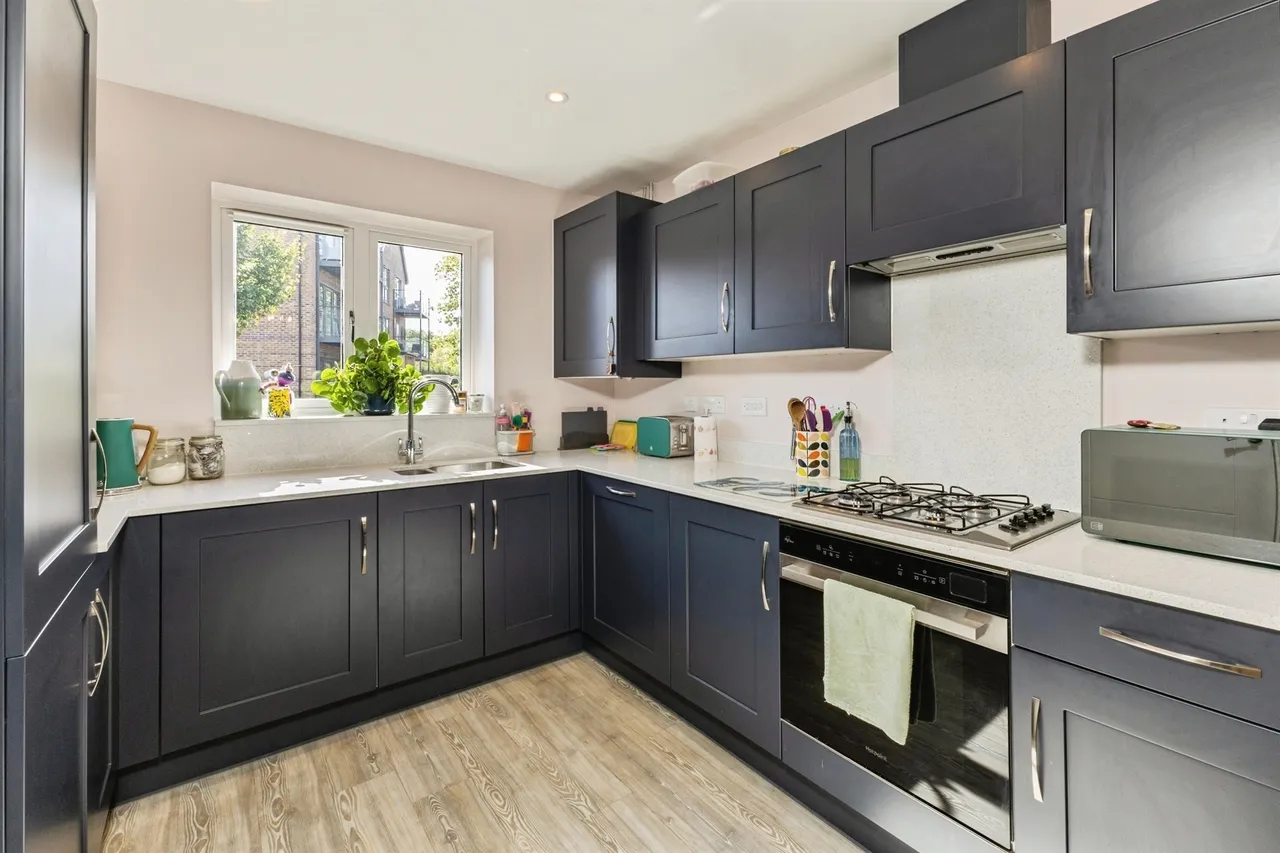 Princess Marina Drive, Arborfield Green, RG2, photo 2