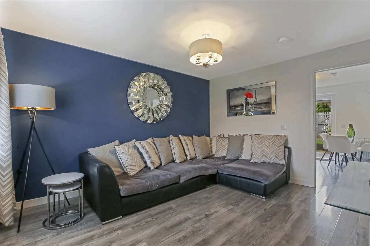 2 bed house for sale — Harfield Gardens, Barlanark, Glasgow, G33