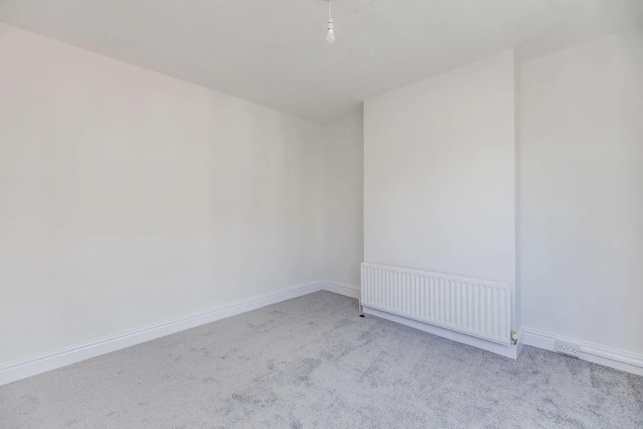 Addycombe Terrace, Heaton, photo 19