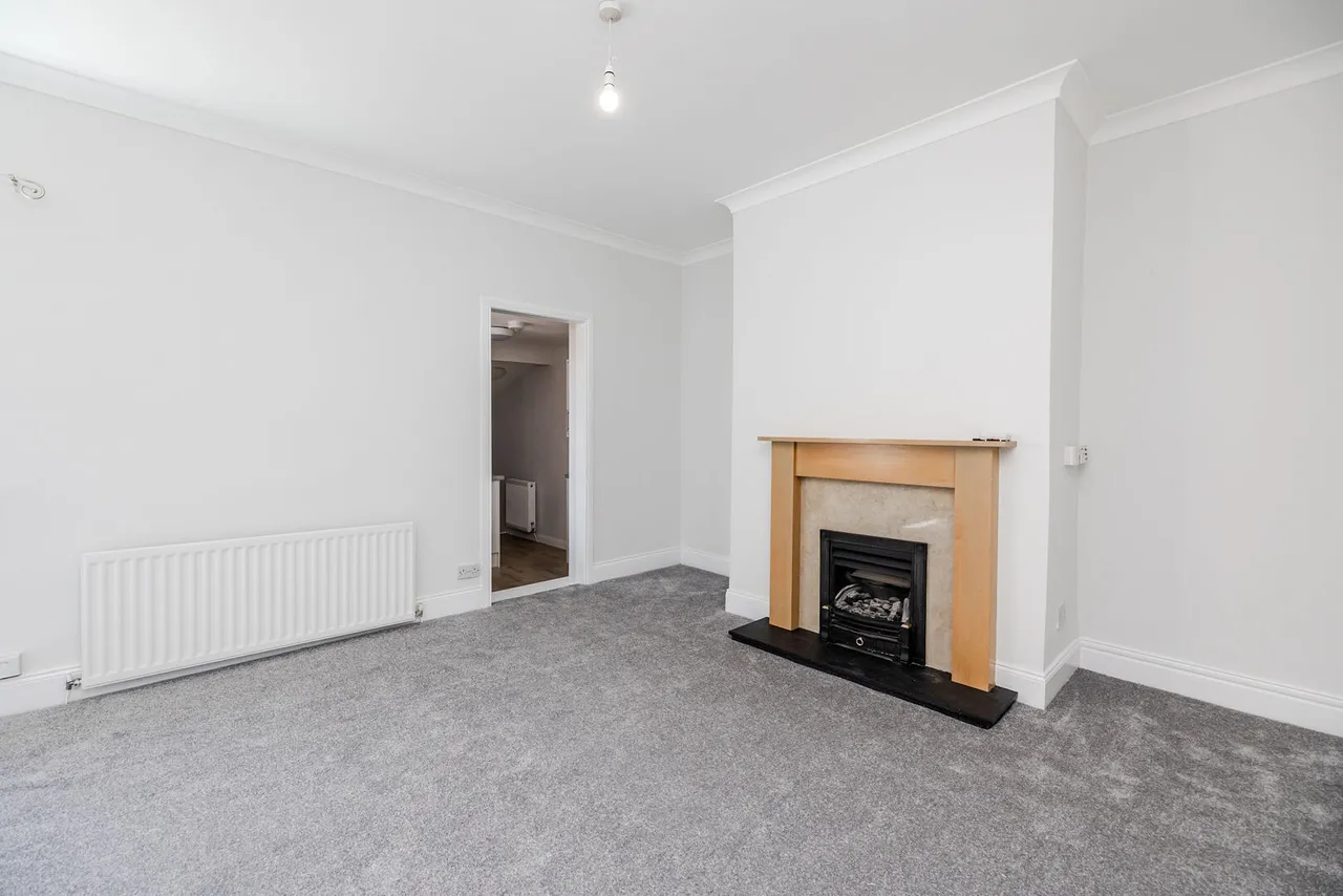 Addycombe Terrace, Heaton, photo 9