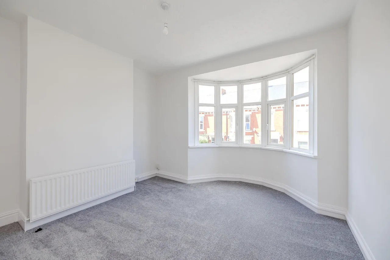 Addycombe Terrace, Heaton, photo 17