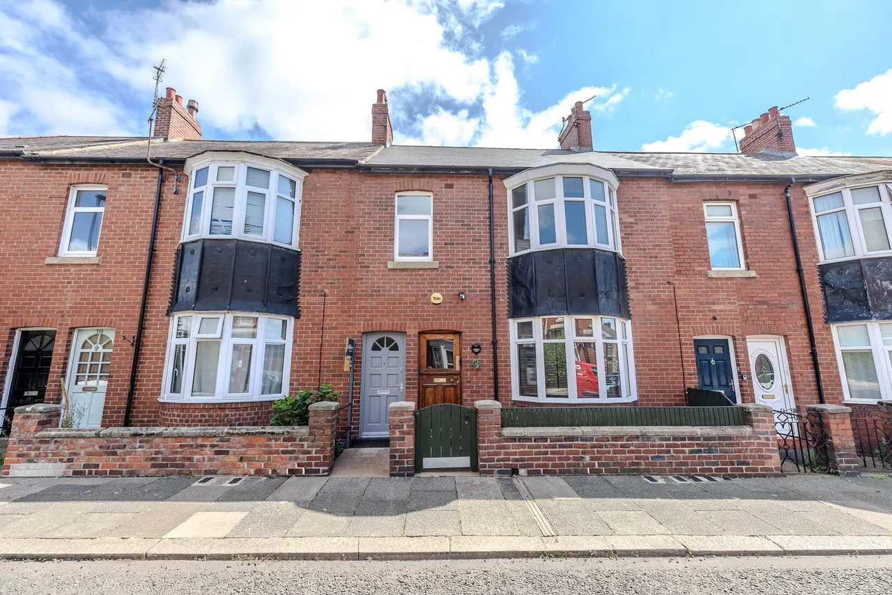2 bed flat for sale, Addycombe Terrace, Heaton