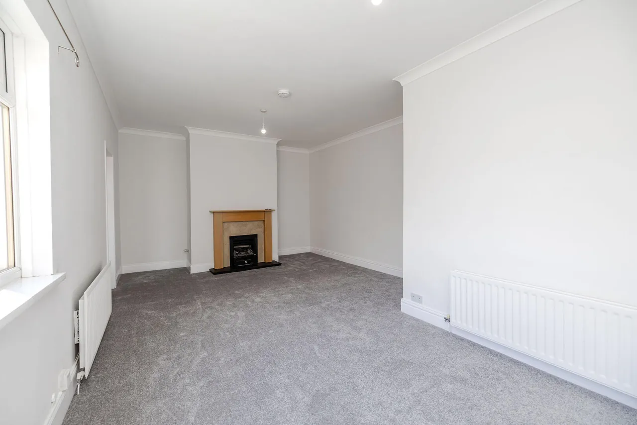 Addycombe Terrace, Heaton, photo 10