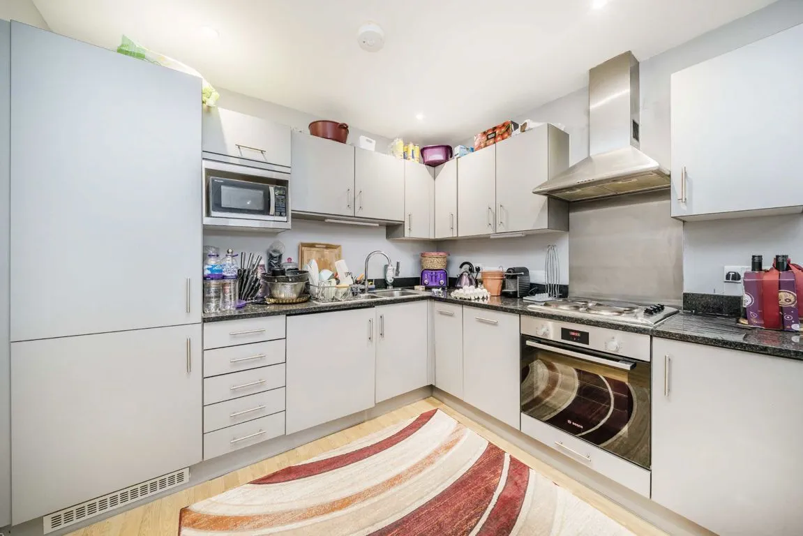 London Road, KT2, photo 3