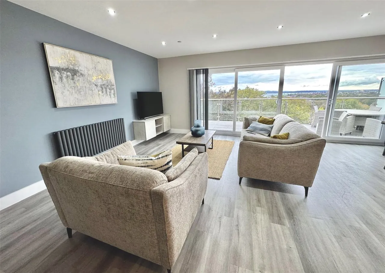 Windsor Road, Ashley Cross, Poole, Dorset, BH14, photo 12