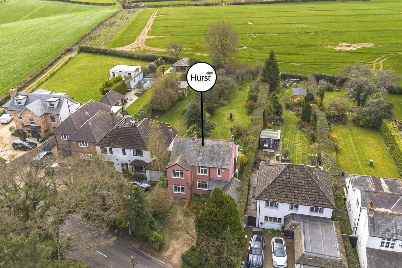 Sheepcote Dell Road, Holmer Green, HP15, photo 11