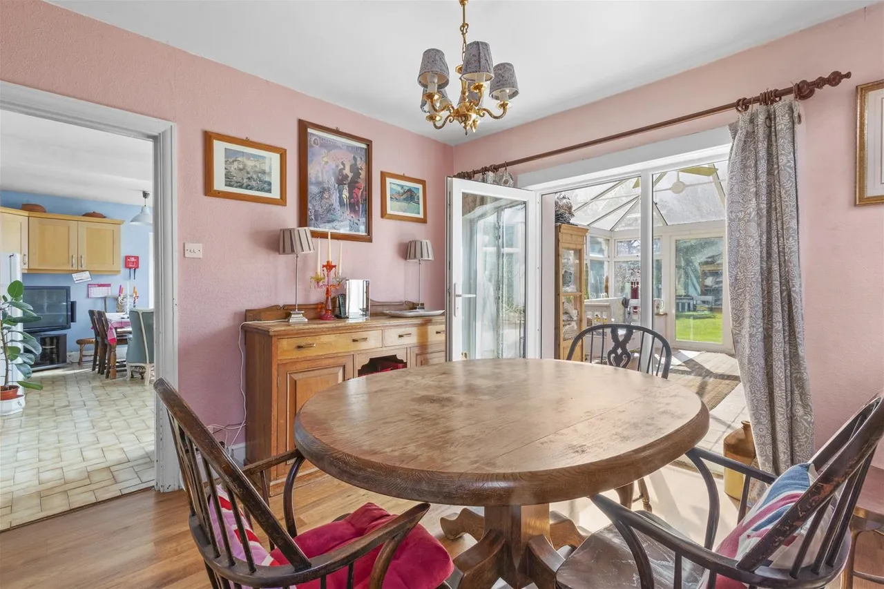 Sheepcote Dell Road, Holmer Green, HP15, photo 8