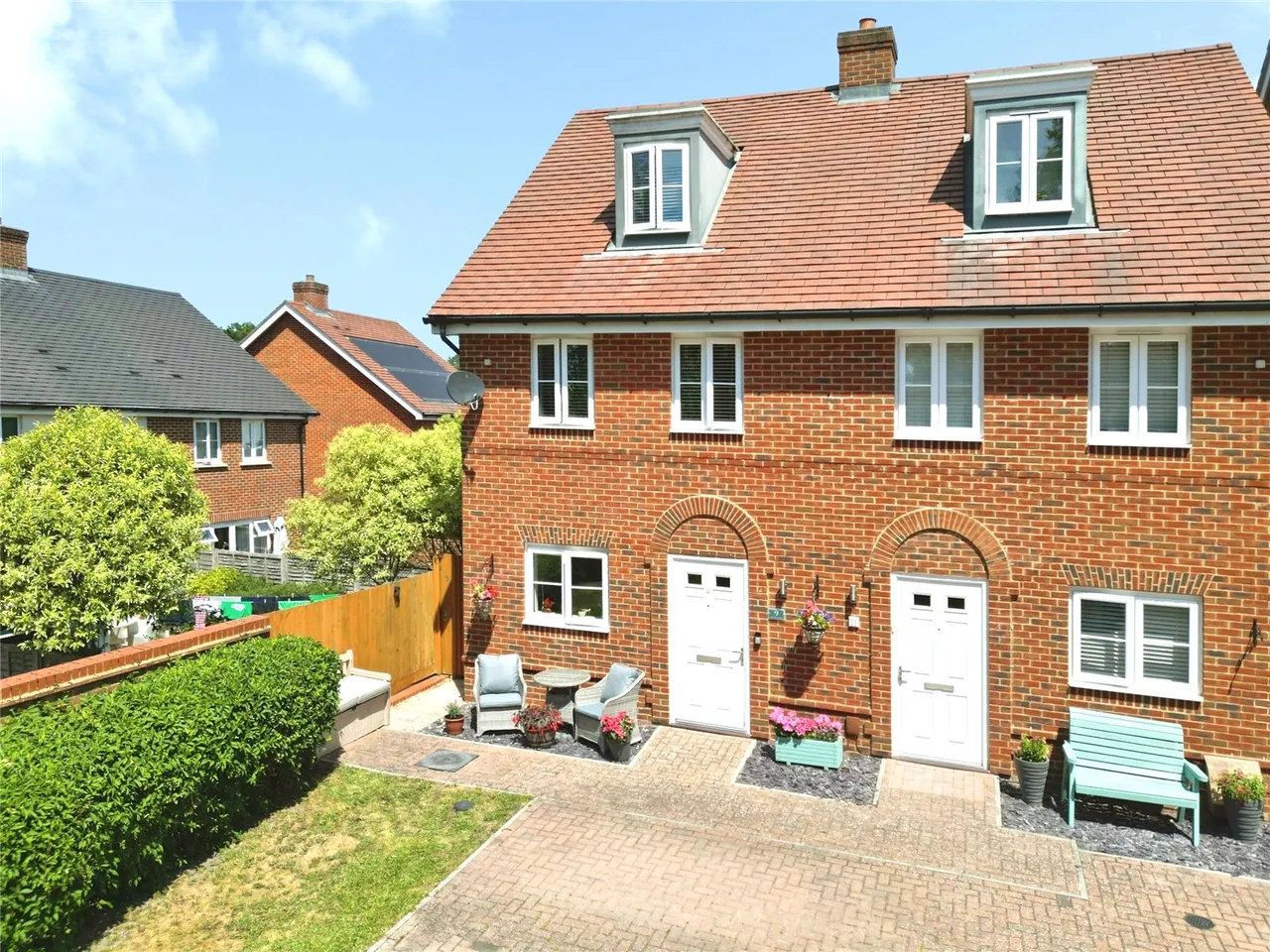 3 bed house for sale — Dashers Close, Crowthorne, Berkshire, RG45 6GX