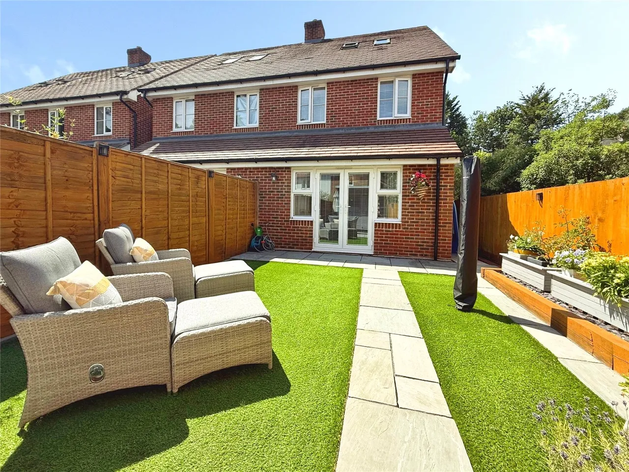 Dashers Close, Crowthorne, Berkshire, RG45 6GX, photo 14