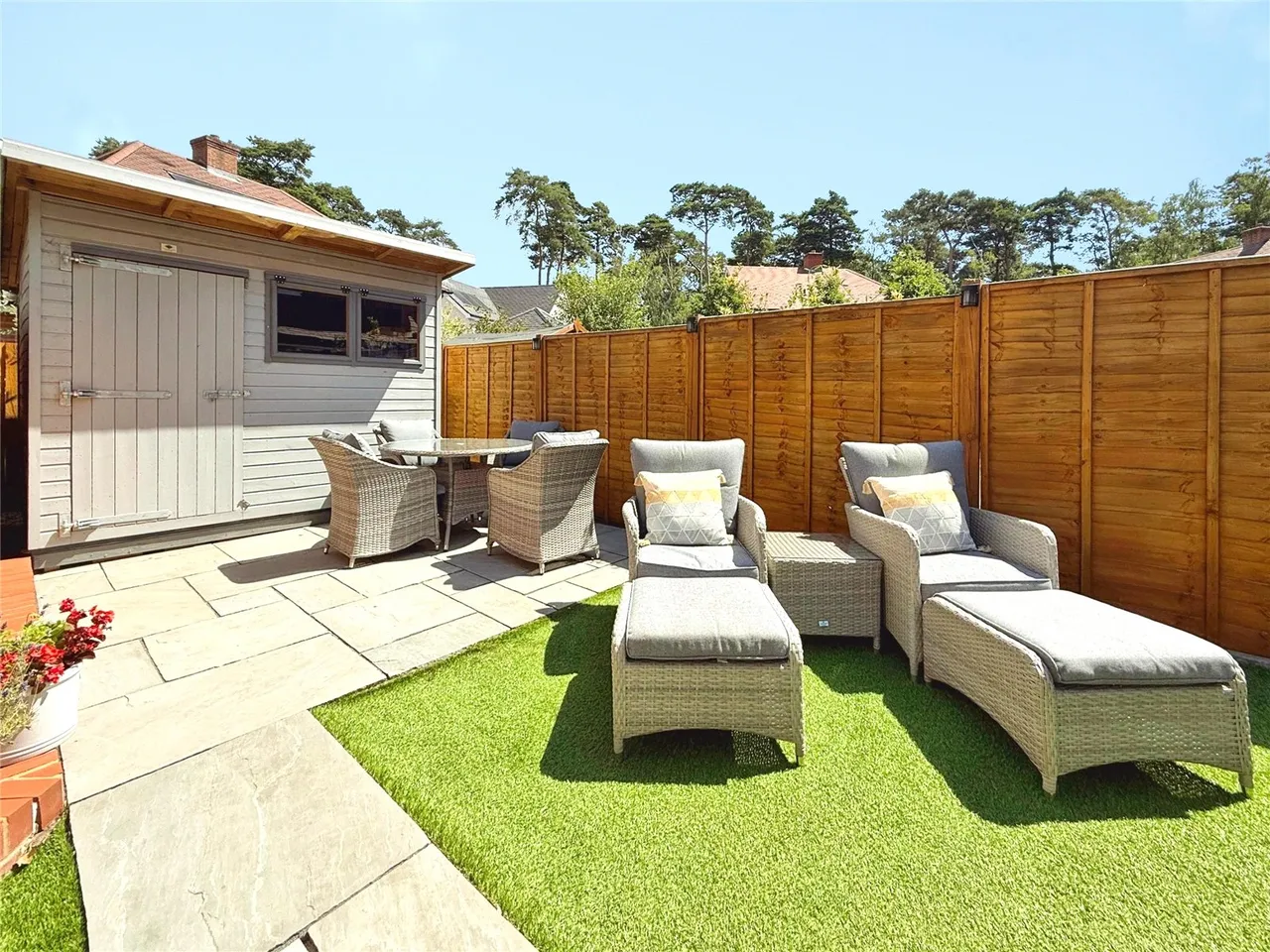 Dashers Close, Crowthorne, Berkshire, RG45 6GX, photo 13