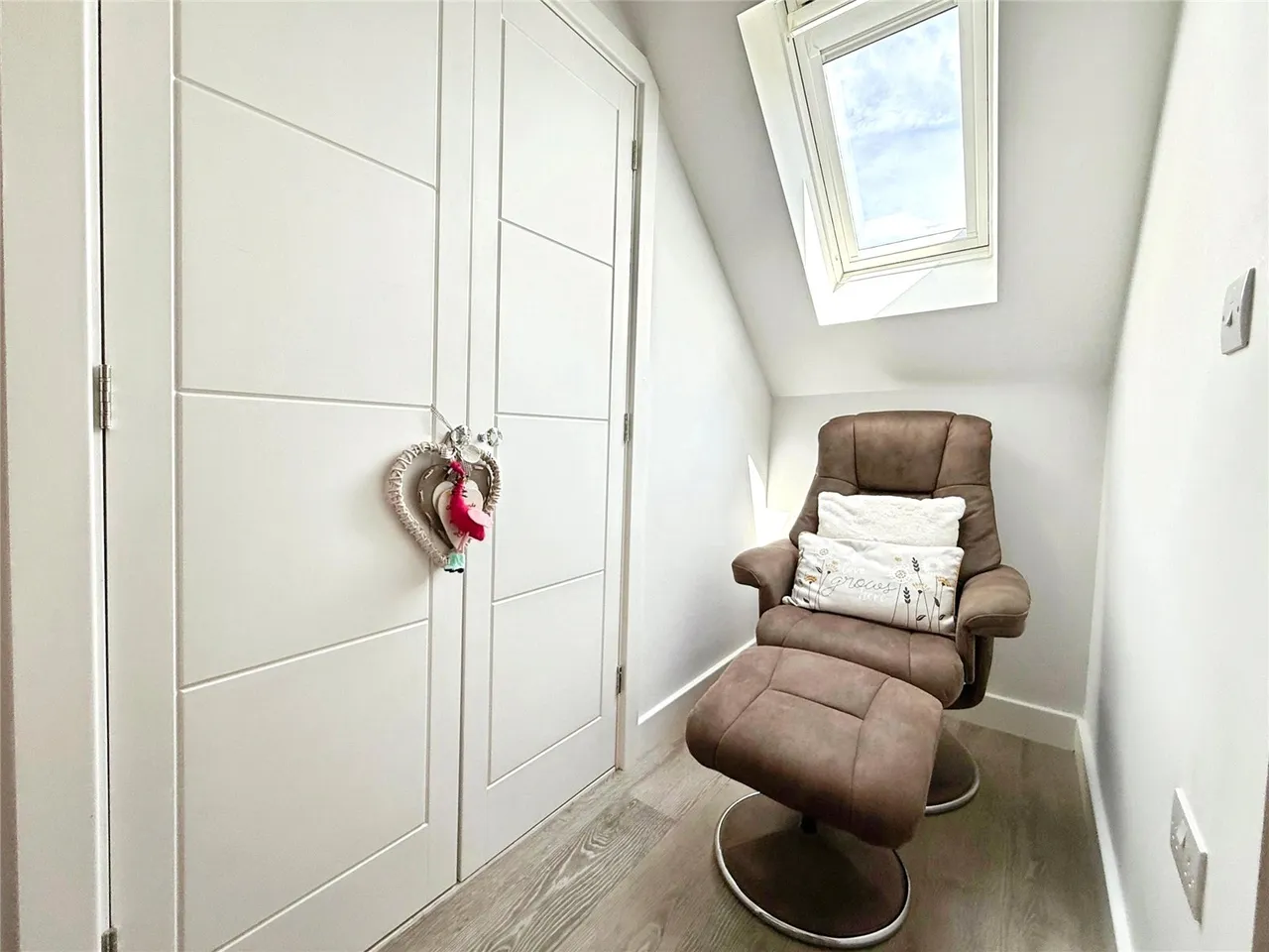 Dashers Close, Crowthorne, Berkshire, RG45 6GX, photo 19