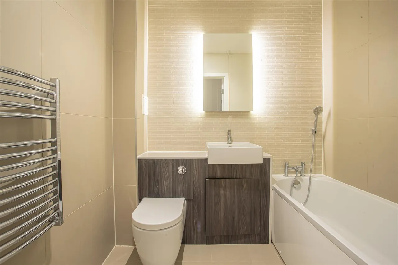 Rowan Lane, Wadswick Green, SN13, photo 14