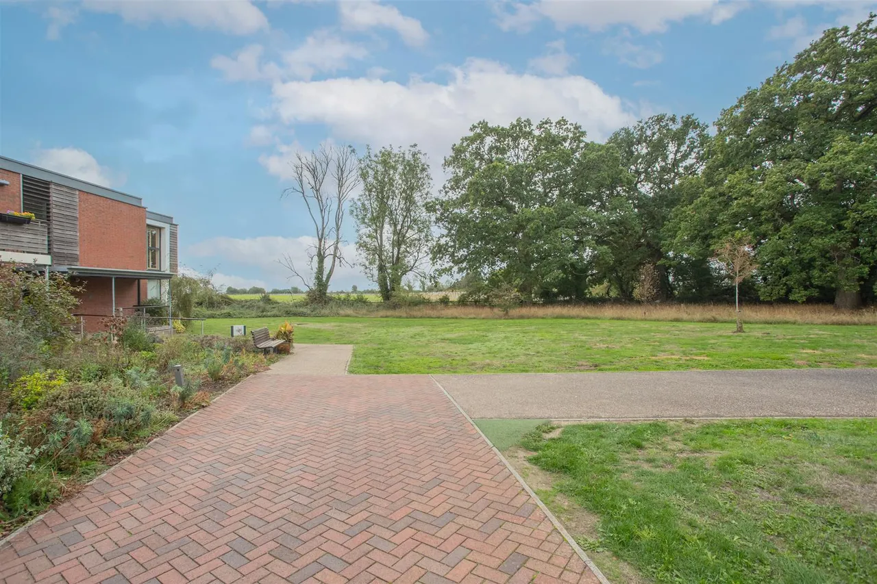 Rowan Lane, Wadswick Green, SN13, photo 20