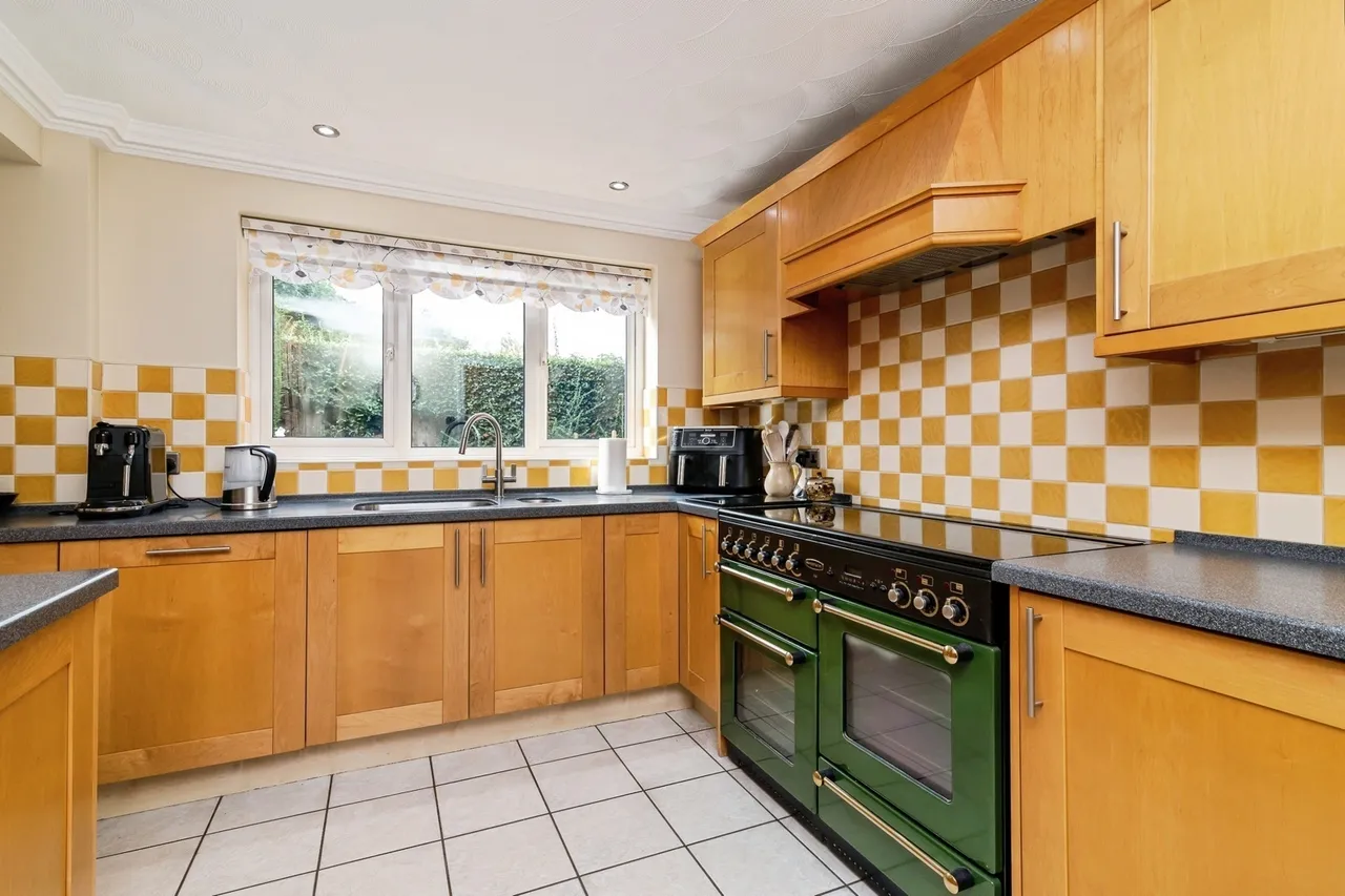 Acorn Bank, West Bridgford, NG2, photo 7