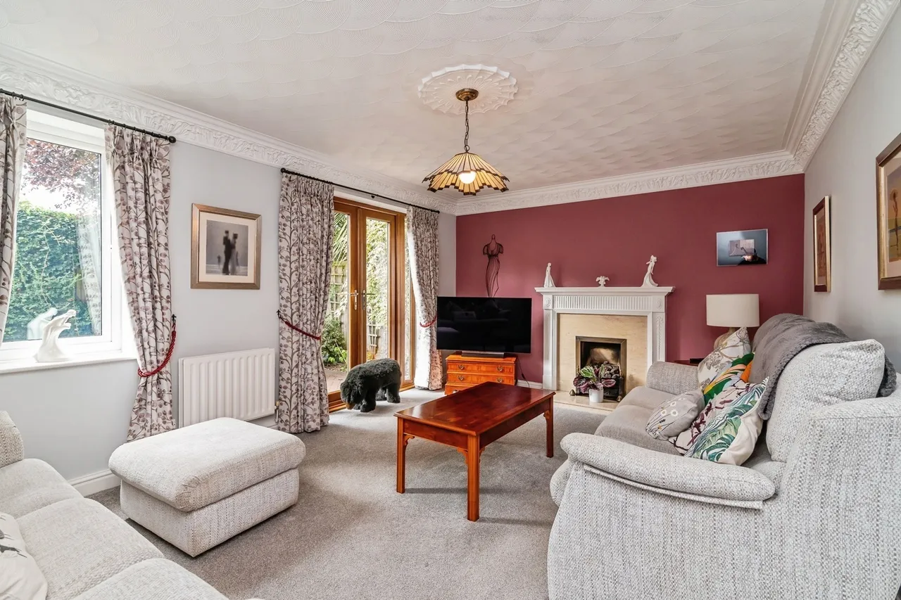 Acorn Bank, West Bridgford, NG2, photo 3
