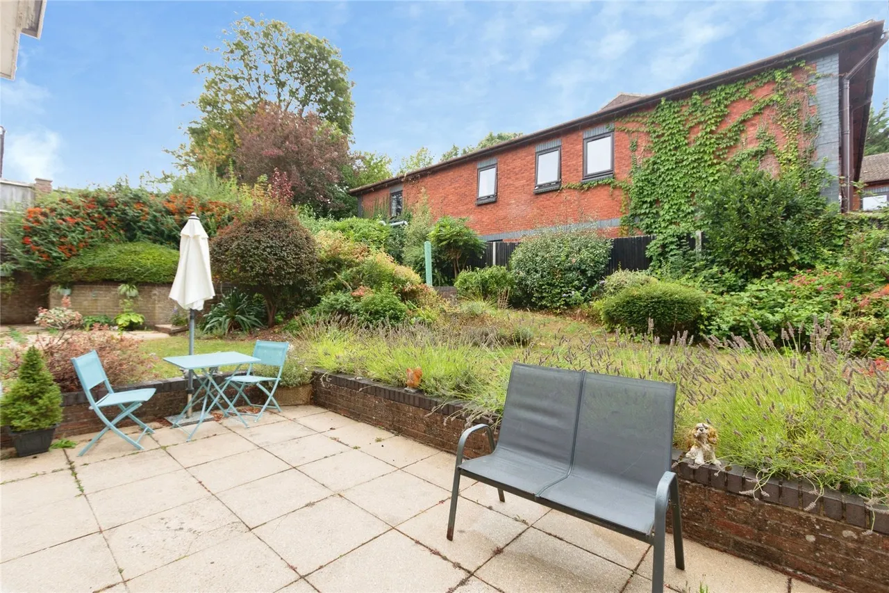 Westdeane Court, Basingstoke, RG21, photo 17