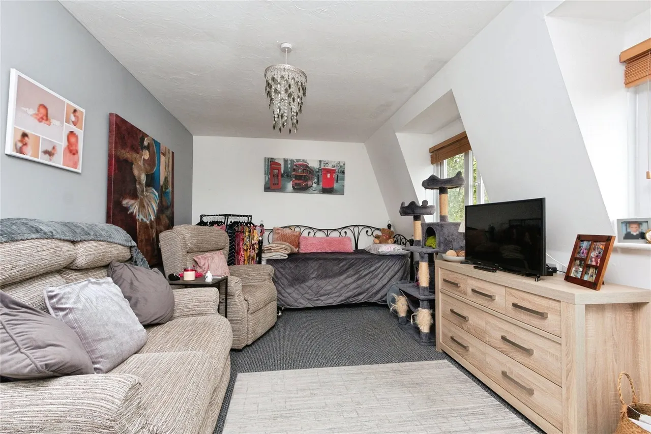 Westdeane Court, Basingstoke, RG21, photo 7