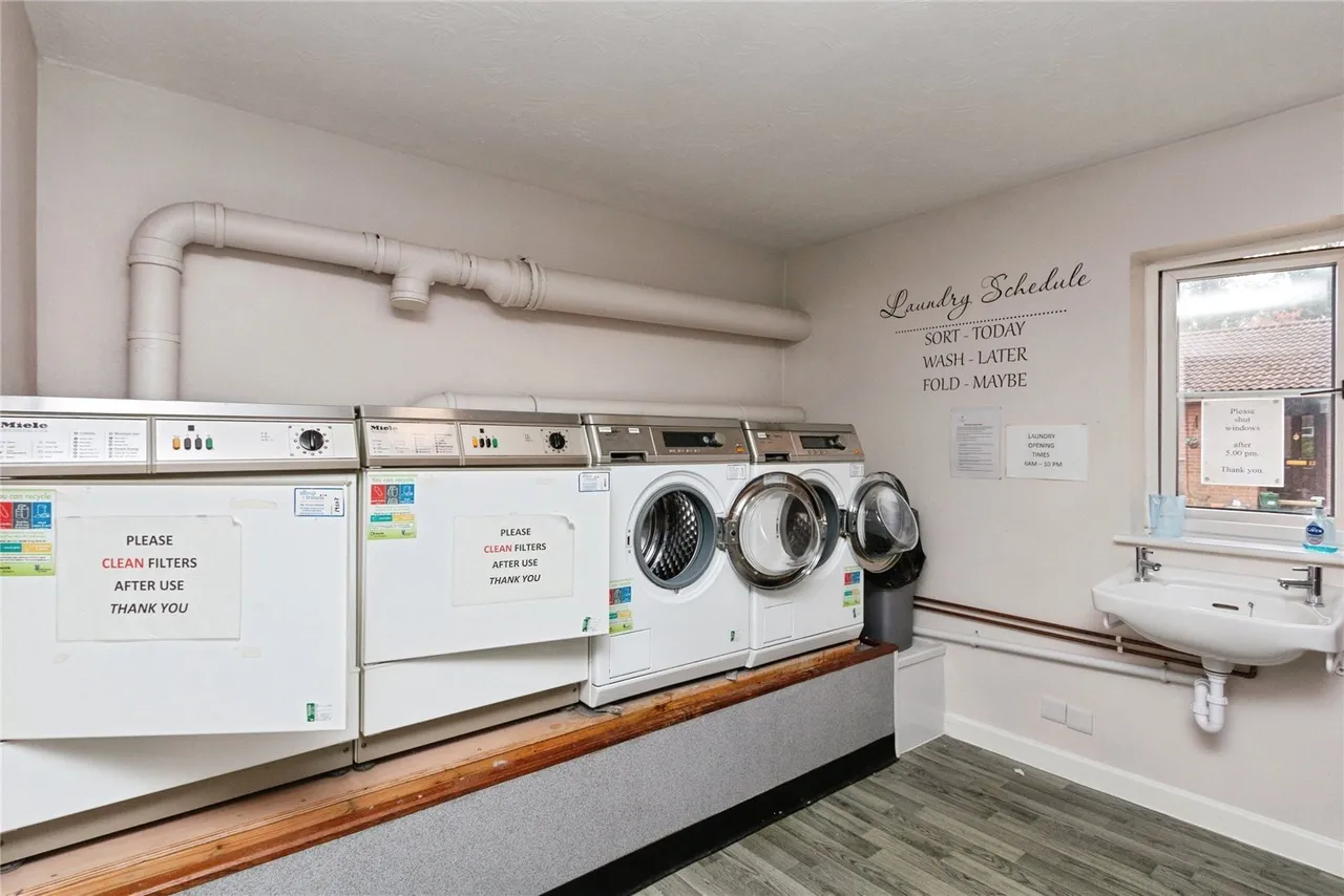 Westdeane Court, Basingstoke, RG21, photo 13