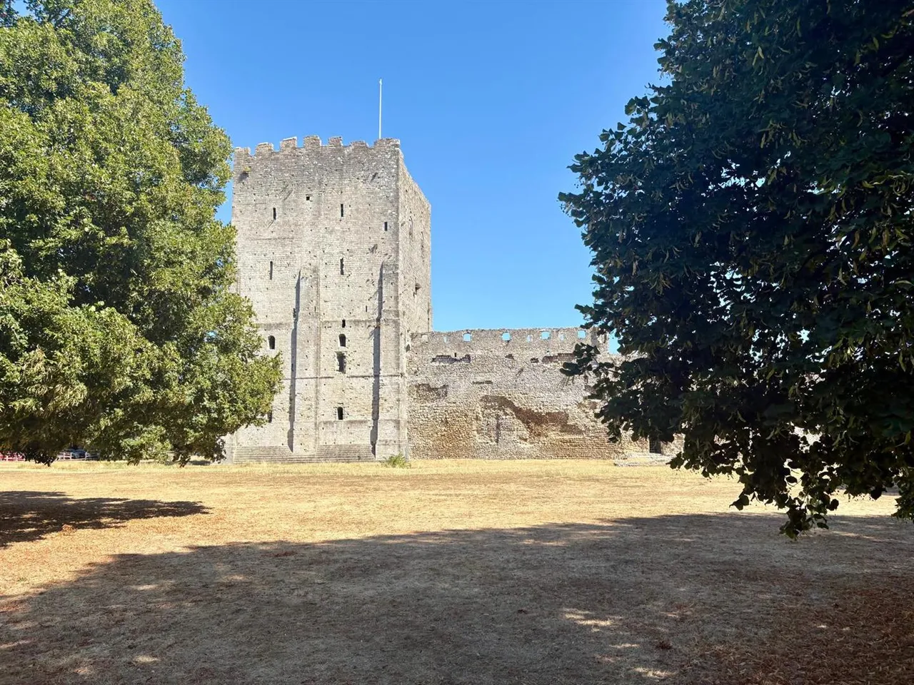 Cooper Grove, Portchester, photo 17