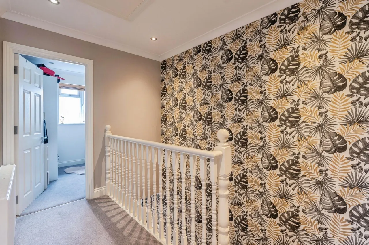 Somerset Road, Basildon, SS15, photo 14