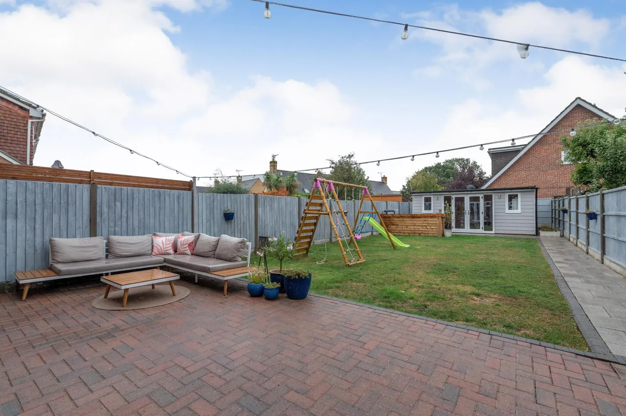 Somerset Road, Basildon, SS15, photo 24
