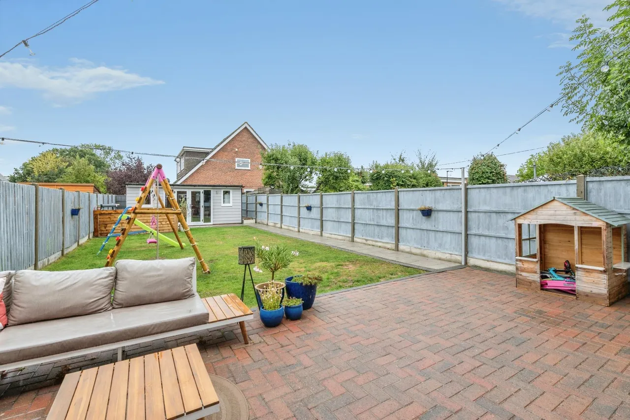Somerset Road, Basildon, SS15, photo 23