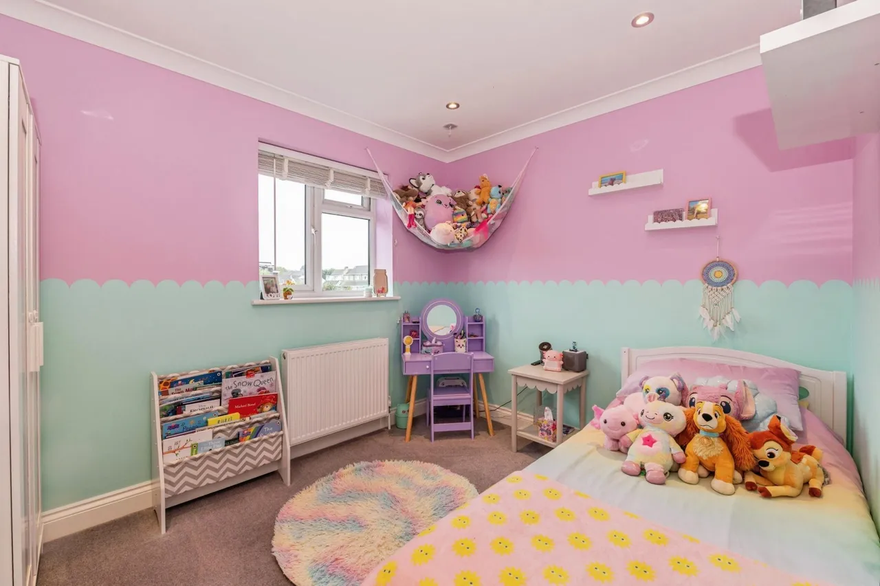 Somerset Road, Basildon, SS15, photo 21
