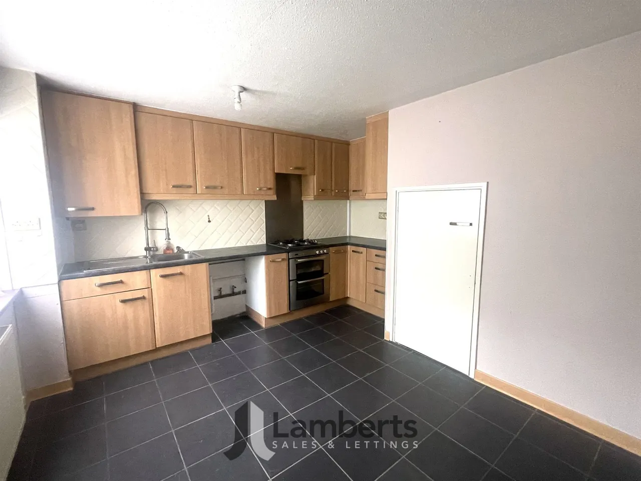 119 Doverdale Close, Redditch, photo 7