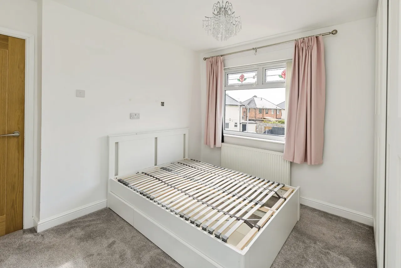 Victoria Road, Chester, CH4, photo 13